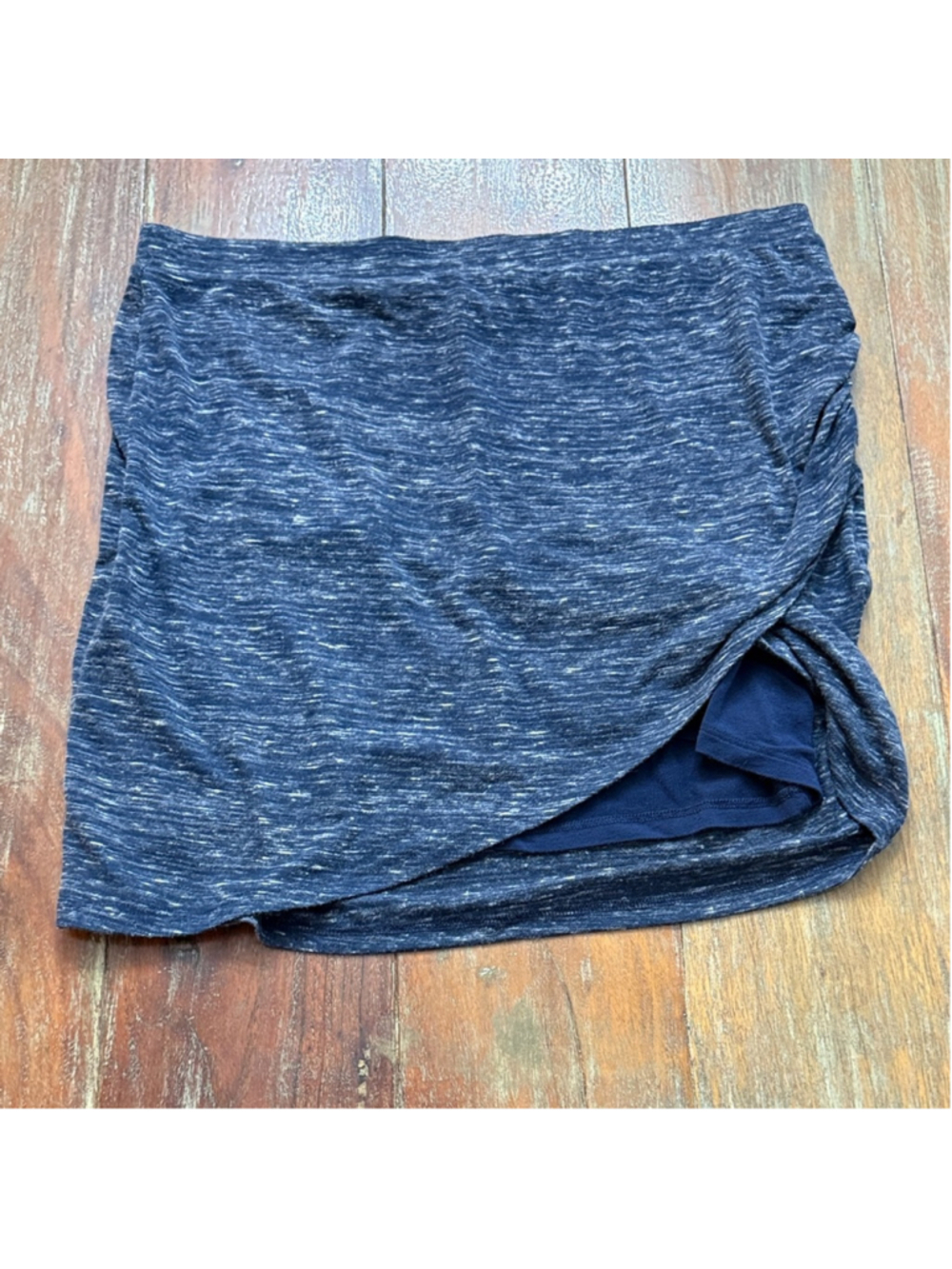 Bella Luxx Navy Blue Heathered Ruched Skirt Small